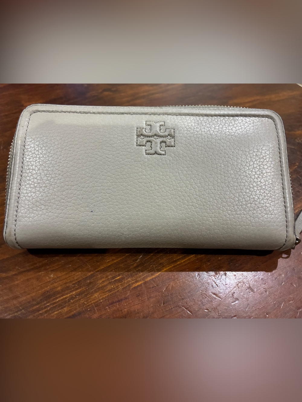 Tory Burch Pebbled Leather Zip Phone Wallet in Light Gray